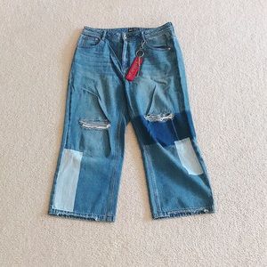 ONLY Wide Leg Denim Jeans with stripes and pendant